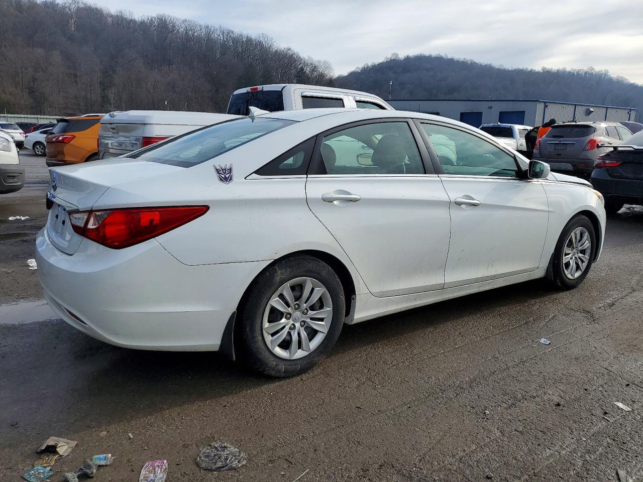 2012 HYUNDAI SONATA GLS photo 3