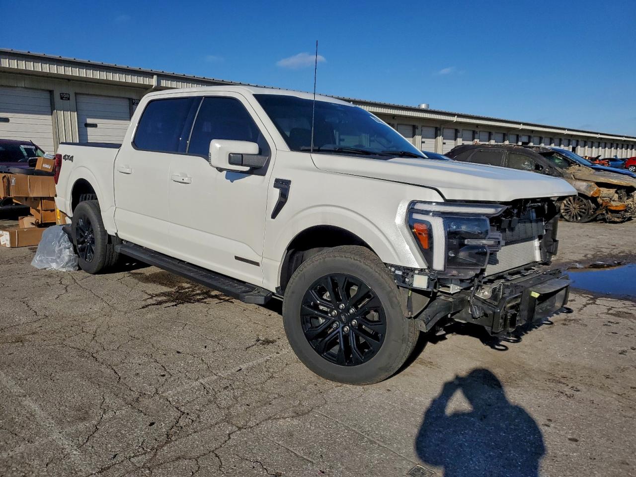 2024 FORD F150 LARIAT photo 4