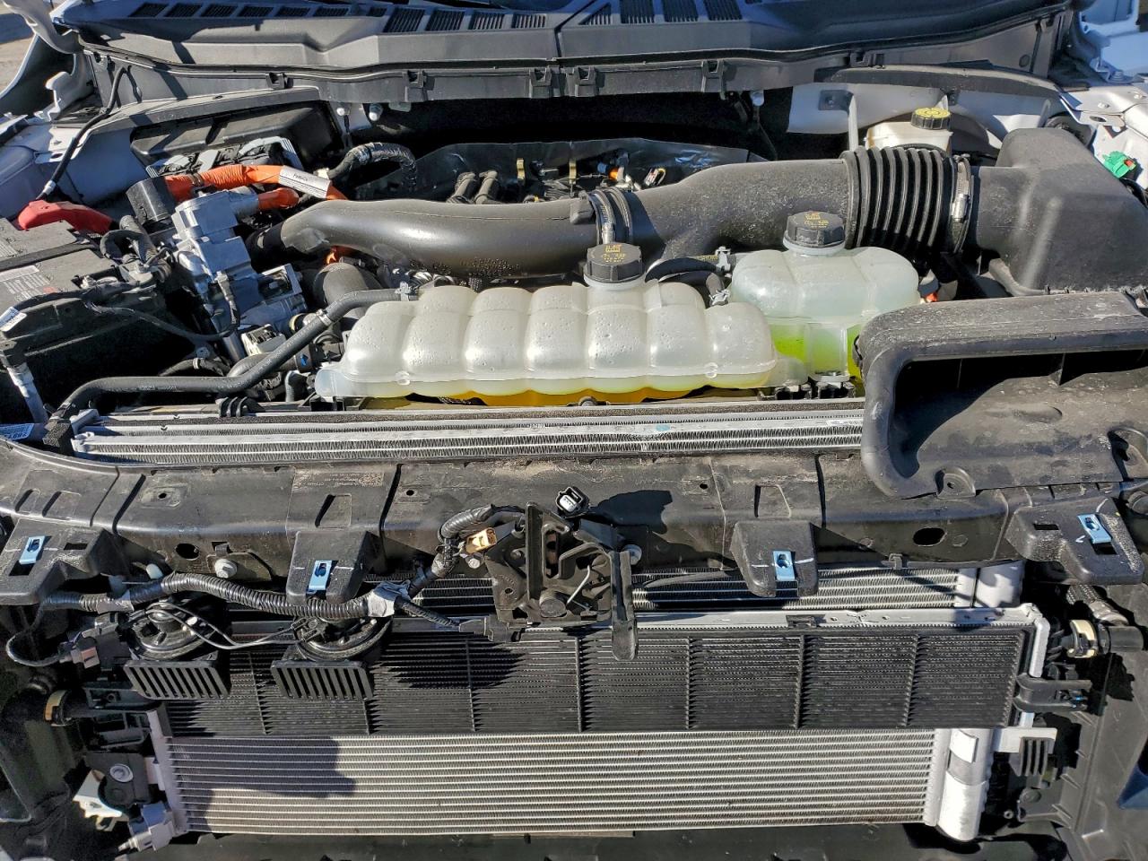 2024 FORD F150 LARIAT photo 11