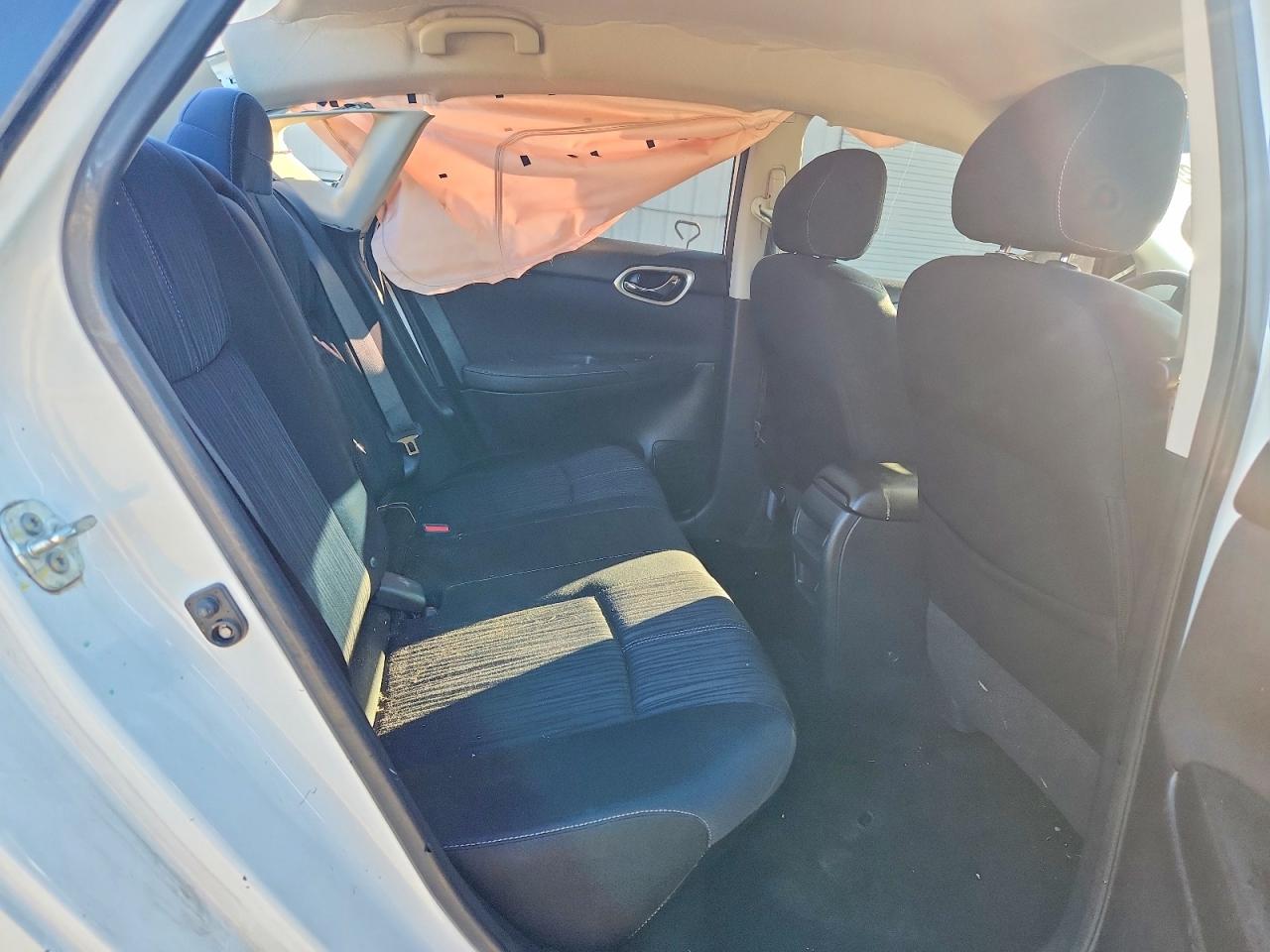 2017 NISSAN SENTRA photo 10