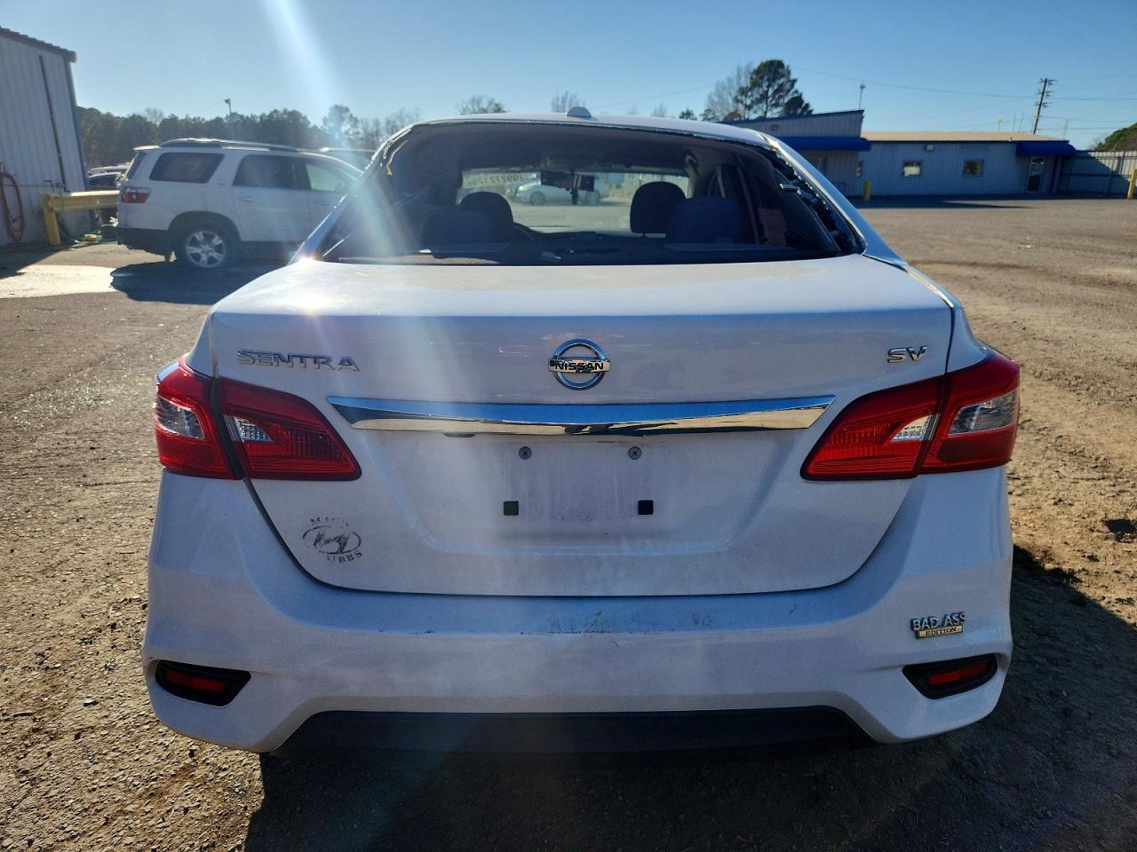 2017 NISSAN SENTRA photo 6