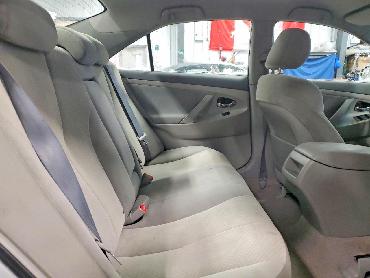 2009 TOYOTA CAMRY BASE photo 28