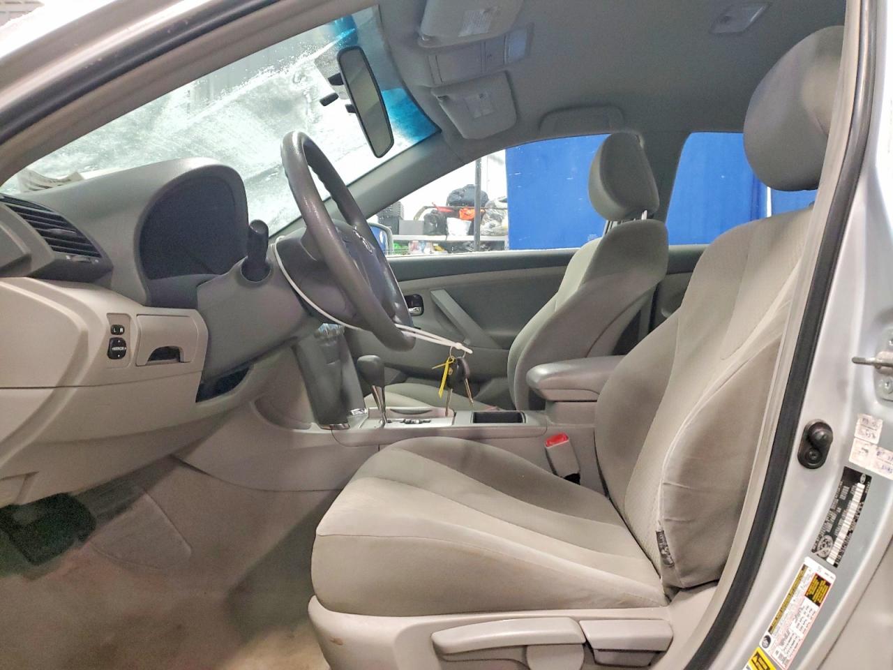 2009 TOYOTA CAMRY BASE photo 19