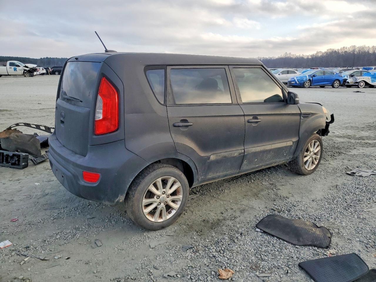 2012 KIA SOUL + photo 3