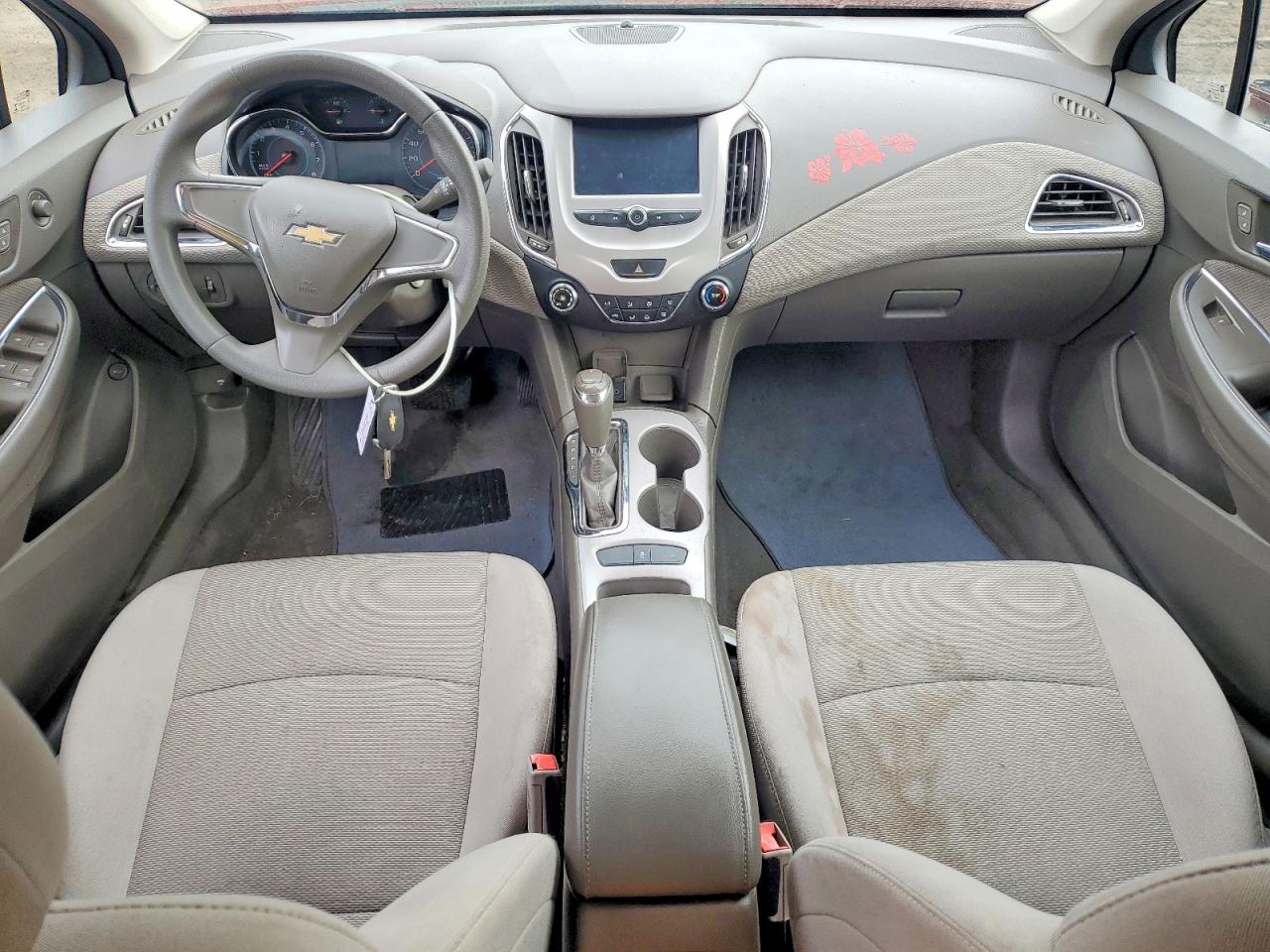 2016 CHEVROLET CRUZE LS photo 8