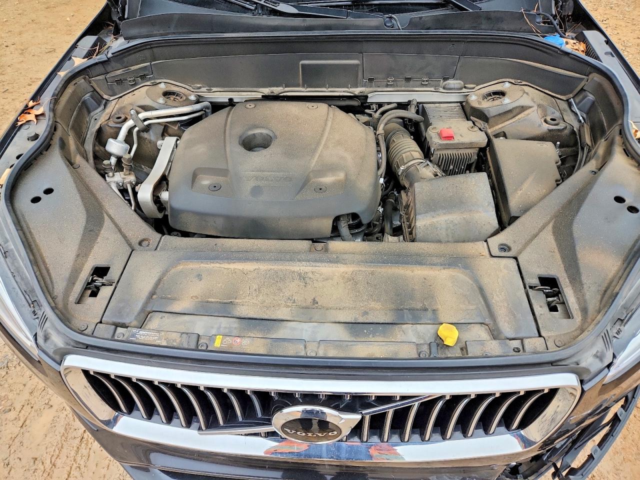 2021 VOLVO XC90 T6 MOMENTUM photo 12
