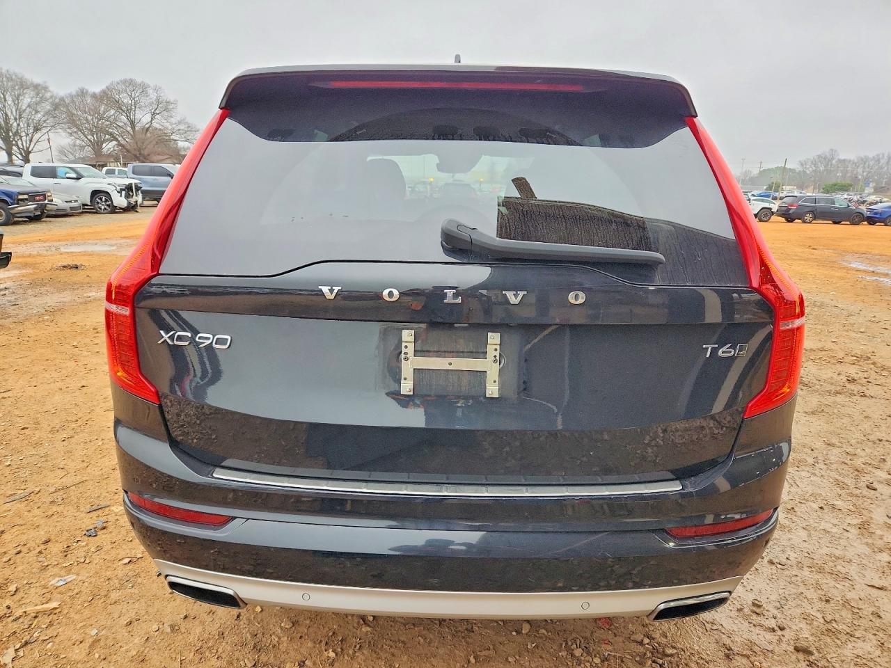 2021 VOLVO XC90 T6 MOMENTUM photo 6