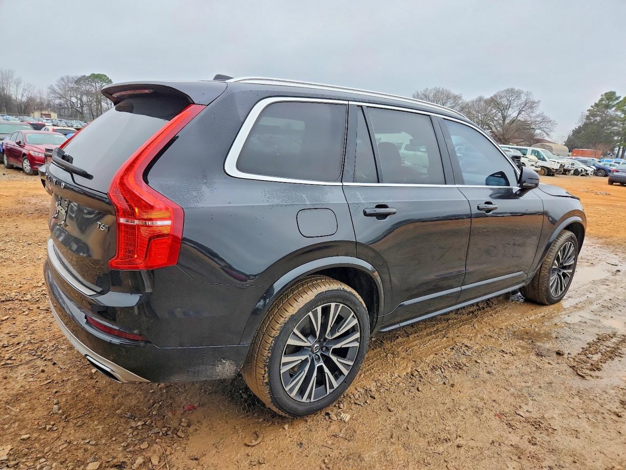 2021 VOLVO XC90 T6 MOMENTUM photo 3