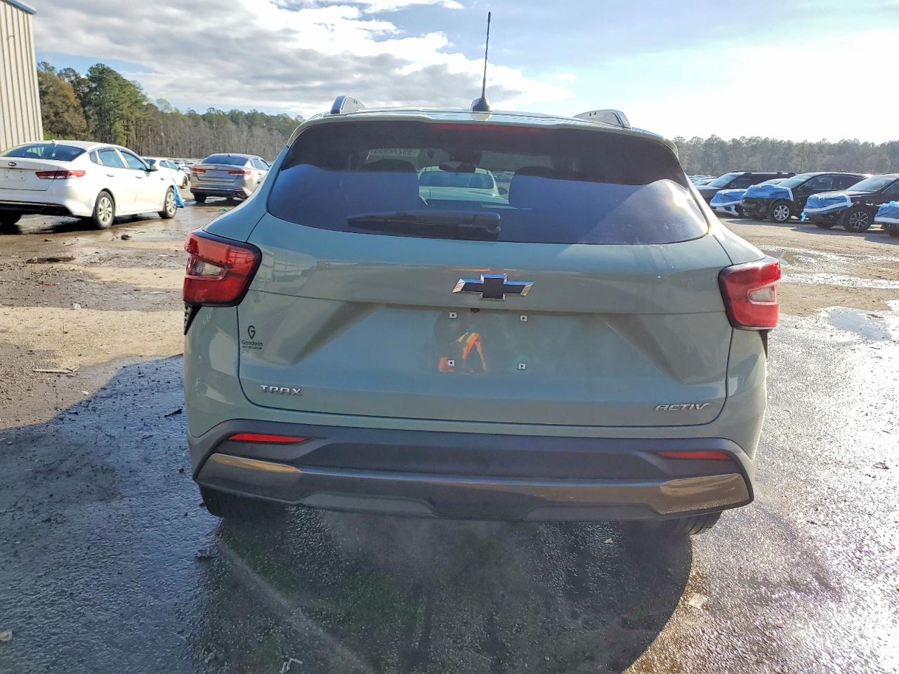 2025 CHEVROLET TRAX ACTIV photo 6