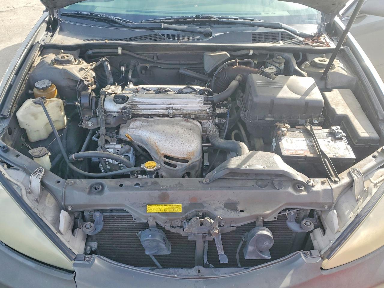 2003 TOYOTA CAMRY LE photo 11