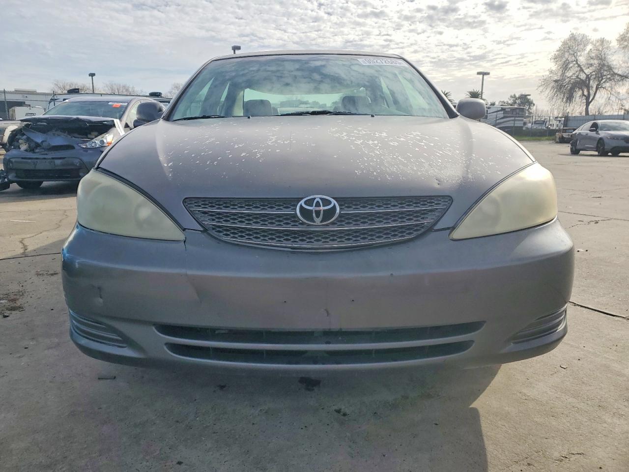 2003 TOYOTA CAMRY LE photo 5
