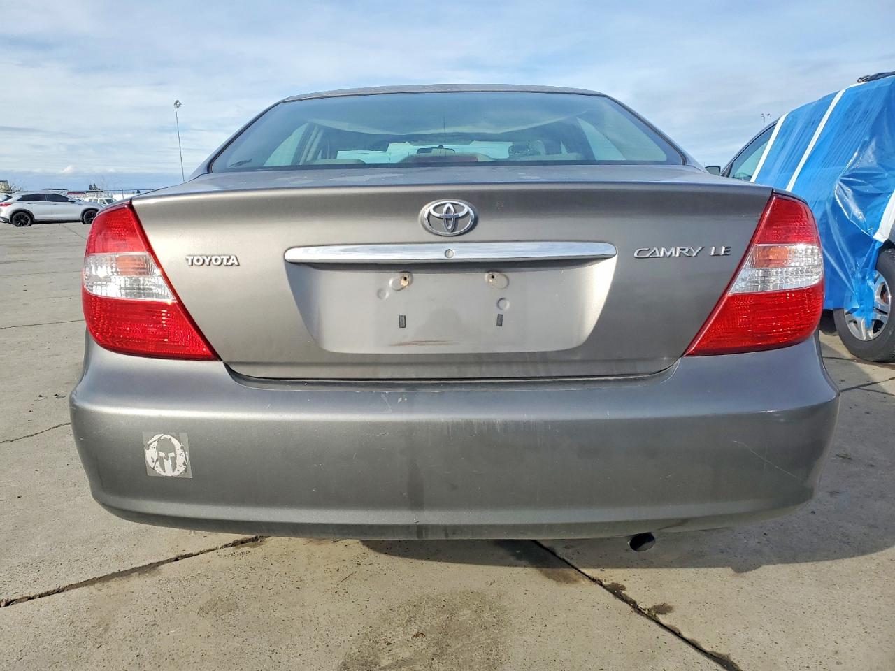 2003 TOYOTA CAMRY LE photo 6