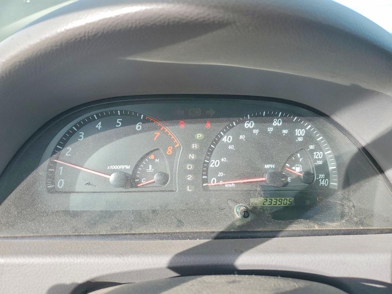 2003 TOYOTA CAMRY LE photo 9