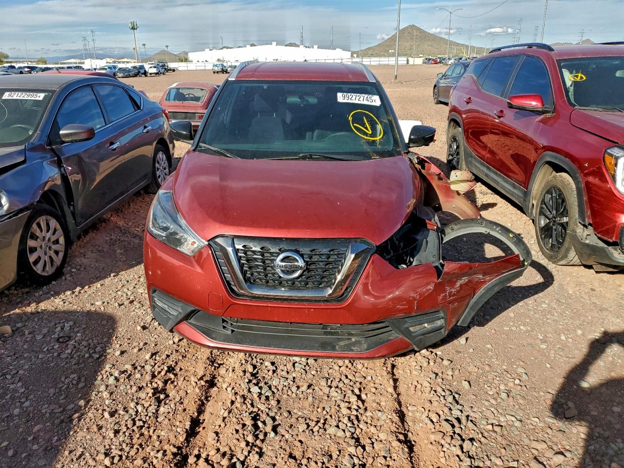 2018 NISSAN KICKS S photo 5