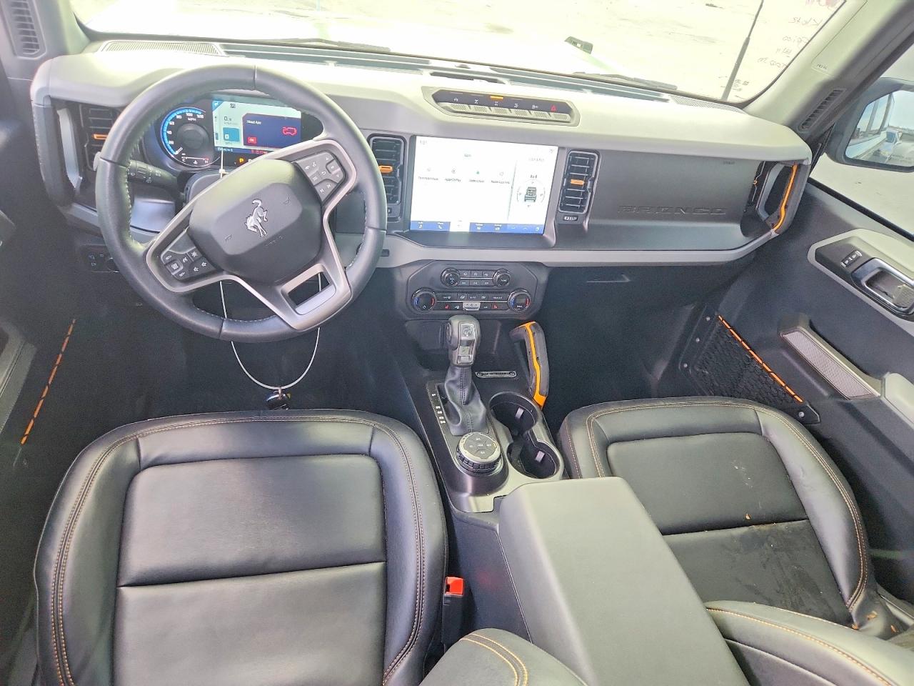 2023 FORD BRONCO BASE photo 8