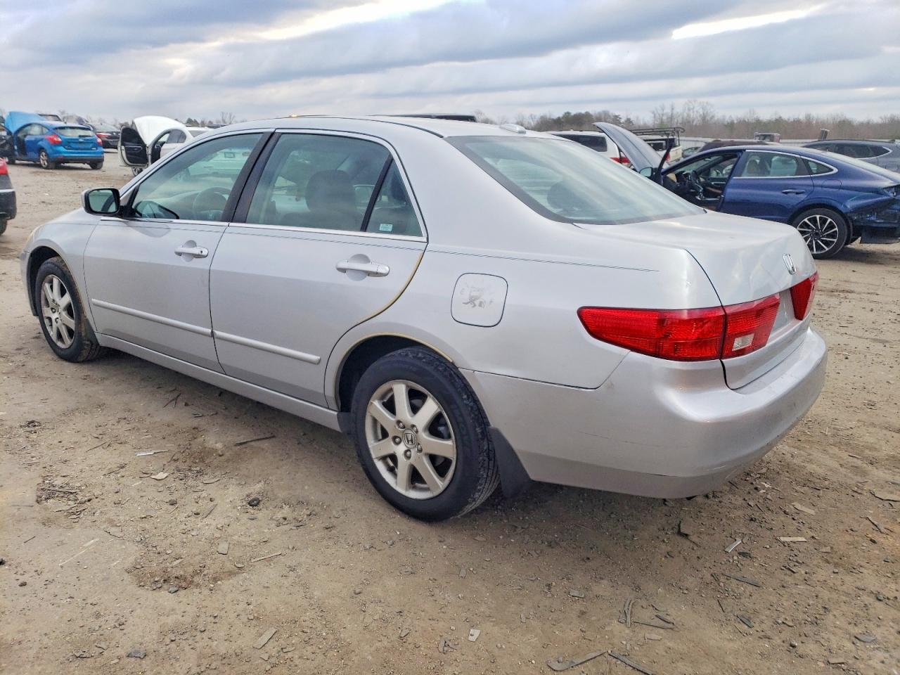 2005 HONDA ACCORD EX photo 3