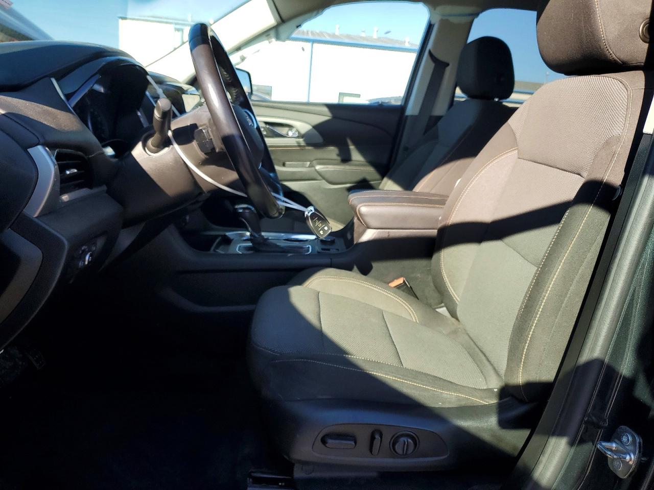 2020 CHEVROLET TRAVERSE LT photo 7