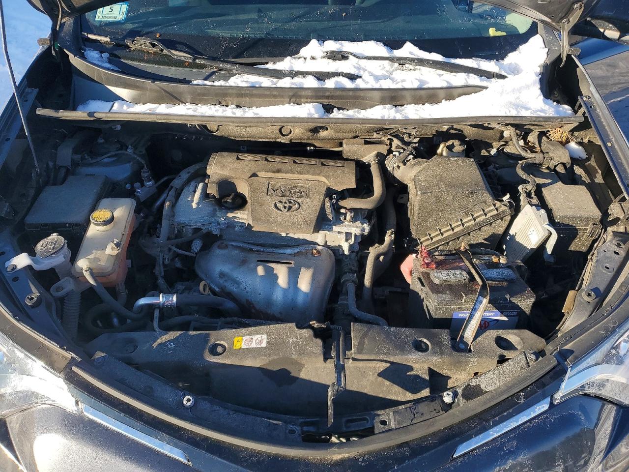 2018 TOYOTA RAV4 LE photo 12