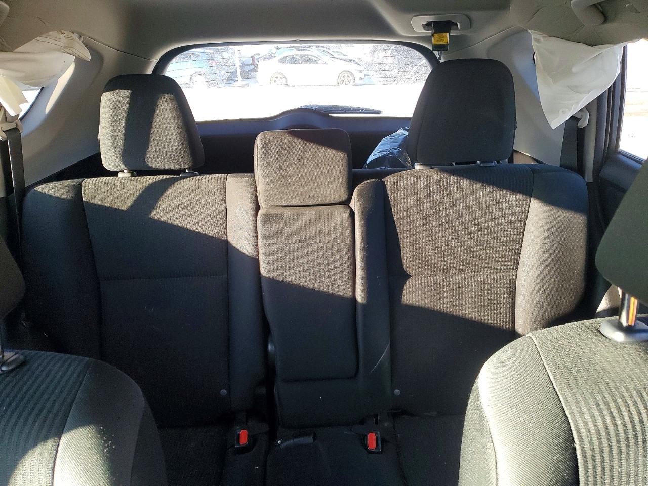 2018 TOYOTA RAV4 LE photo 10