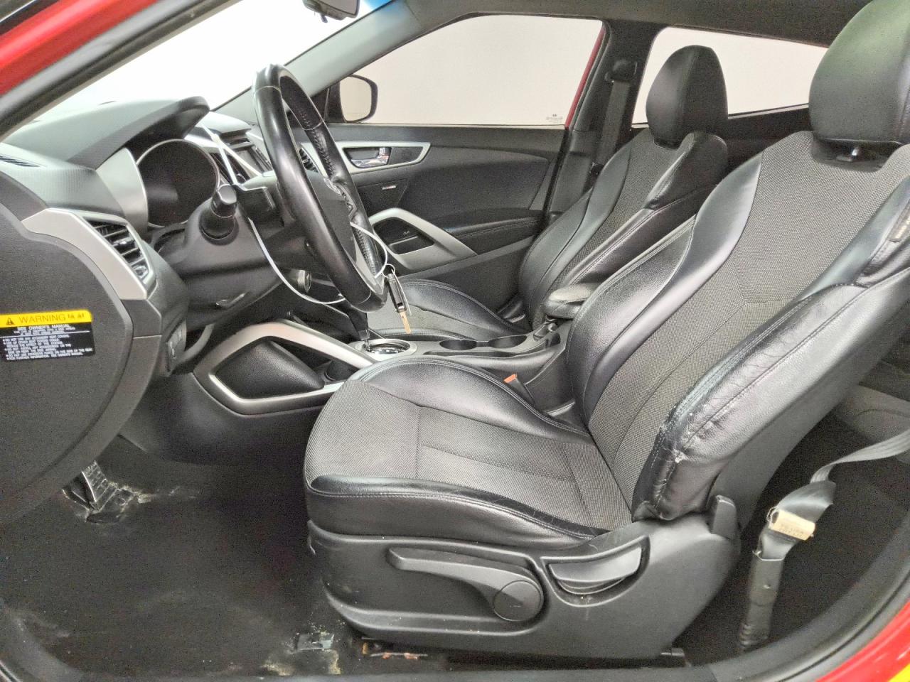 2015 HYUNDAI VELOSTER photo 7