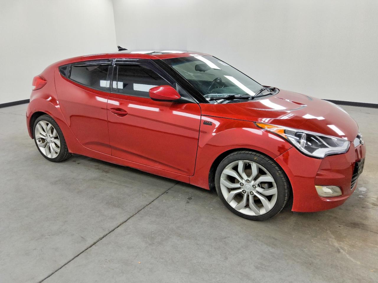 2015 HYUNDAI VELOSTER photo 4