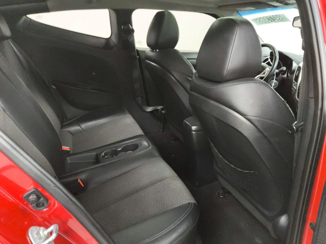 2015 HYUNDAI VELOSTER photo 10