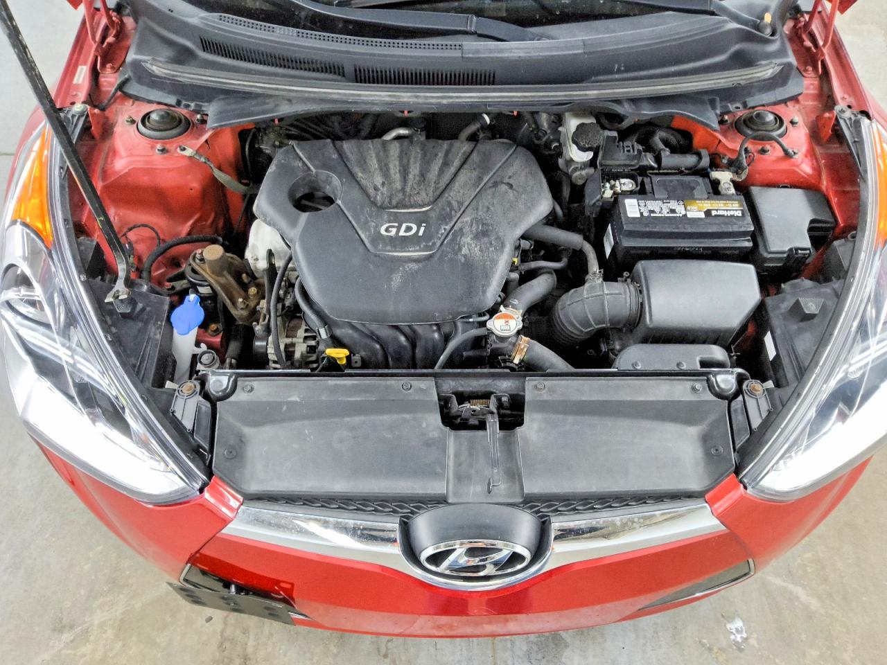 2015 HYUNDAI VELOSTER photo 11