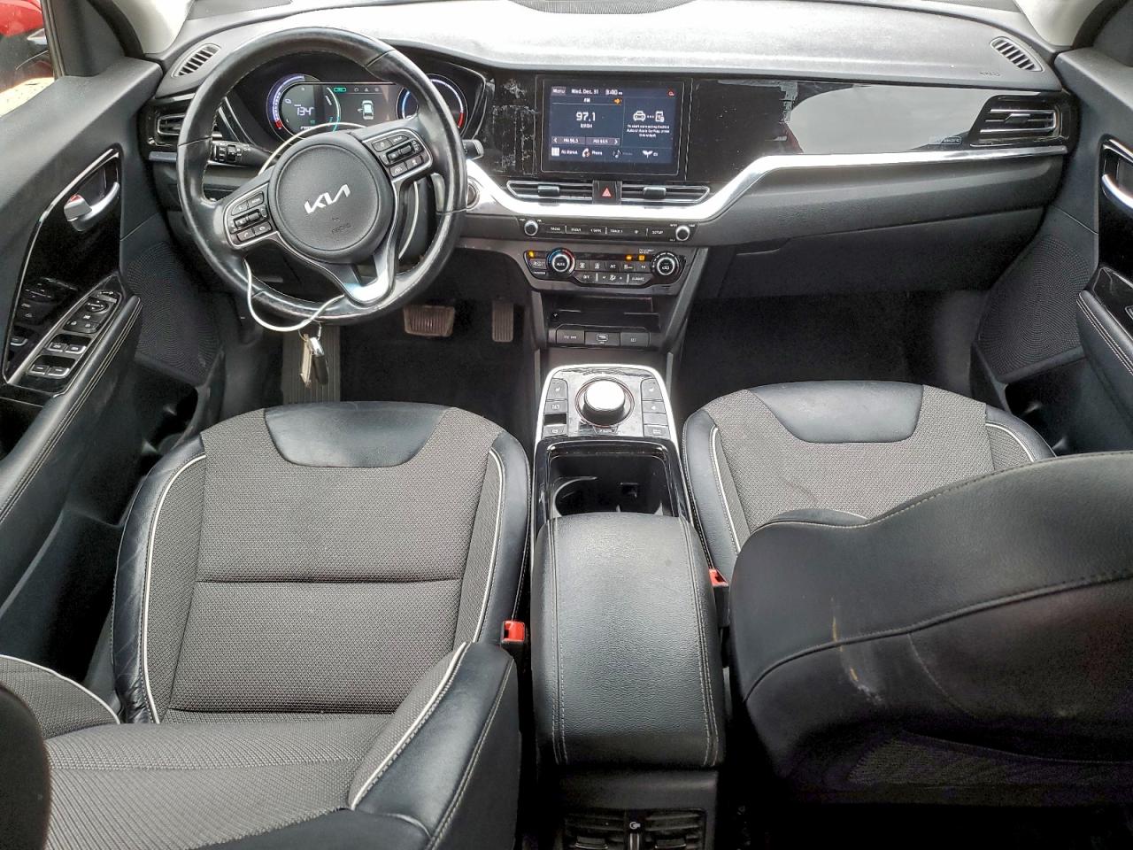 2022 KIA NIRO S photo 8