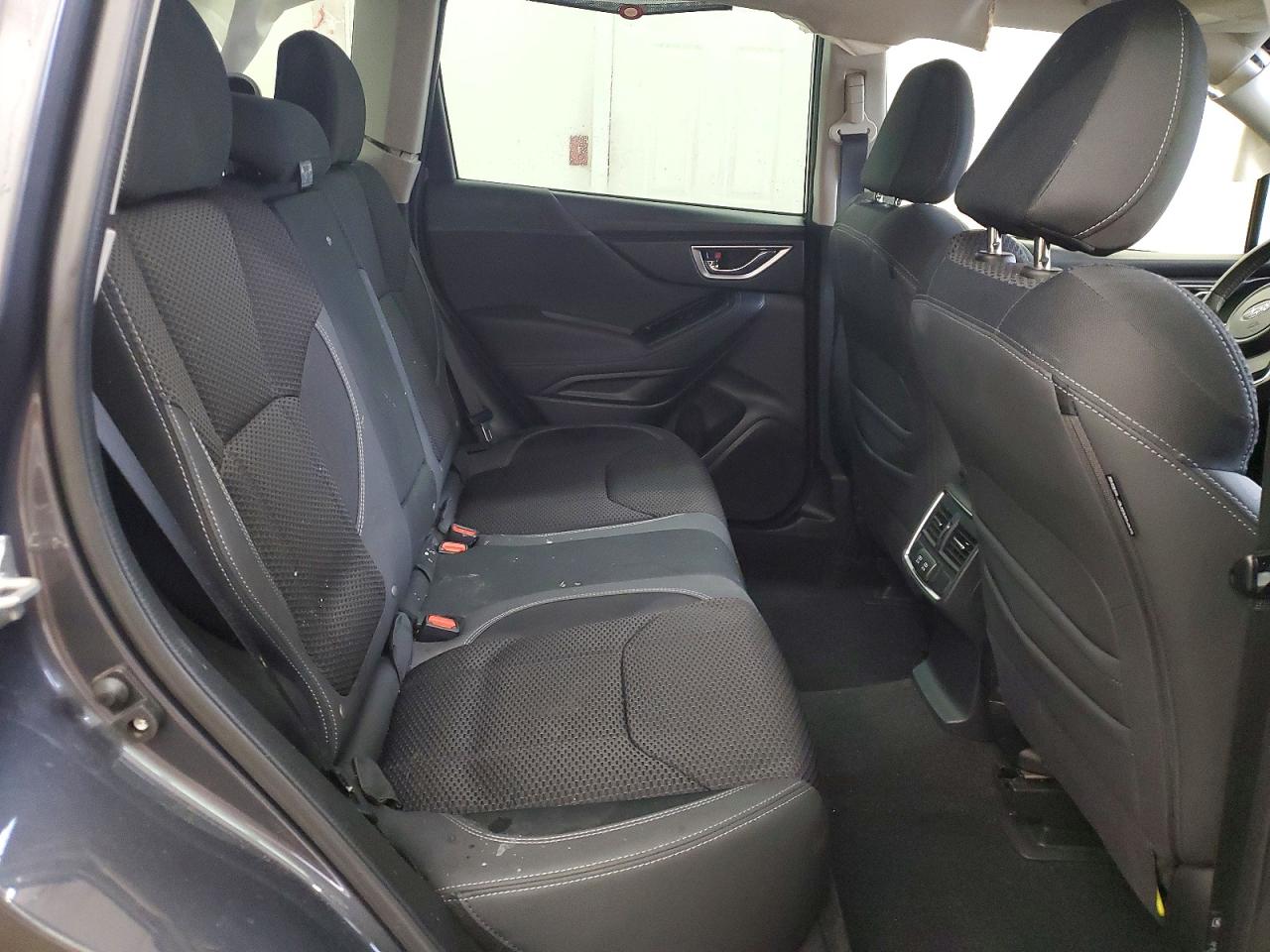 2022 SUBARU FORESTER PREMIUM photo 11