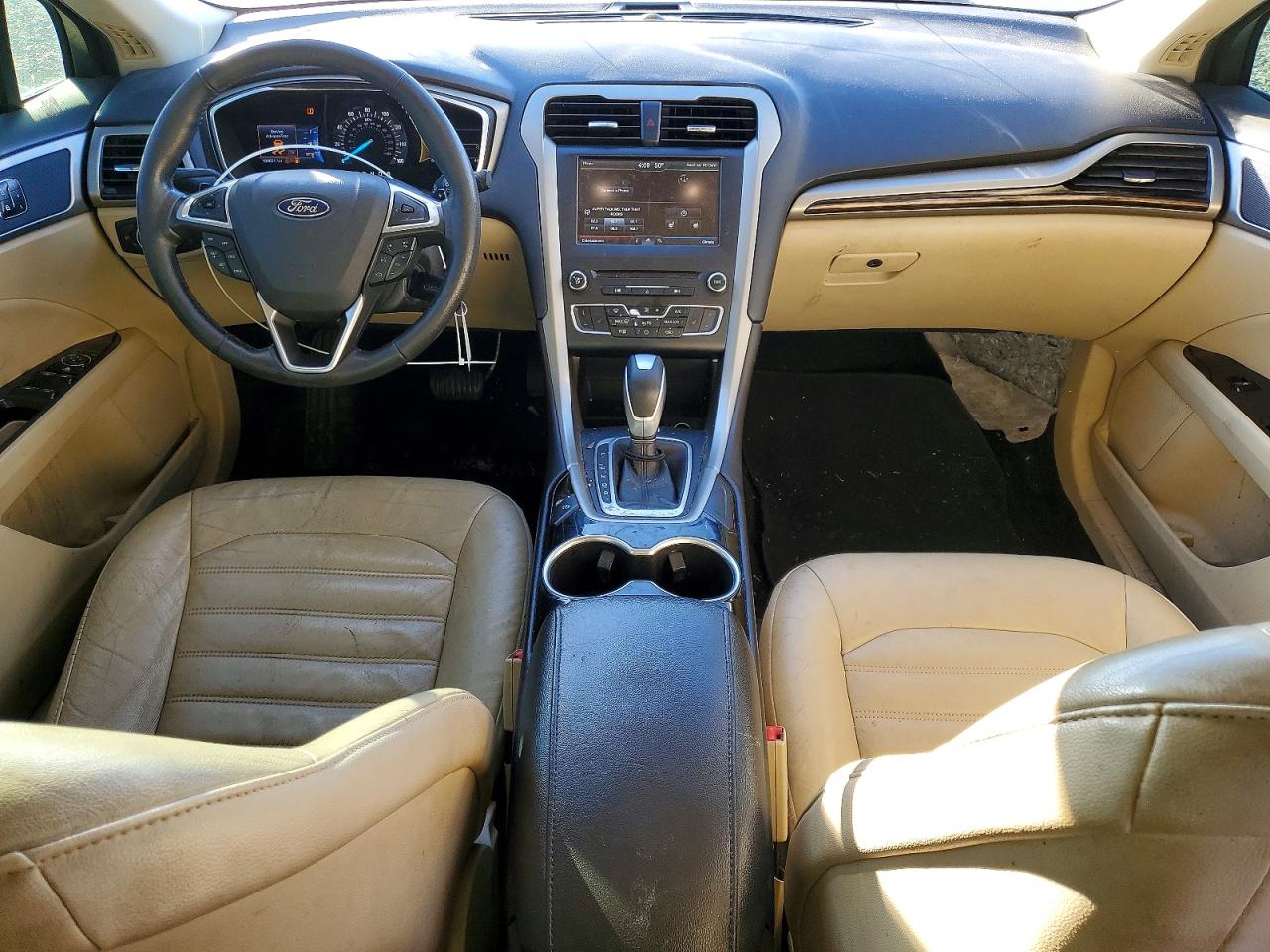 2016 FORD FUSION SE photo 8