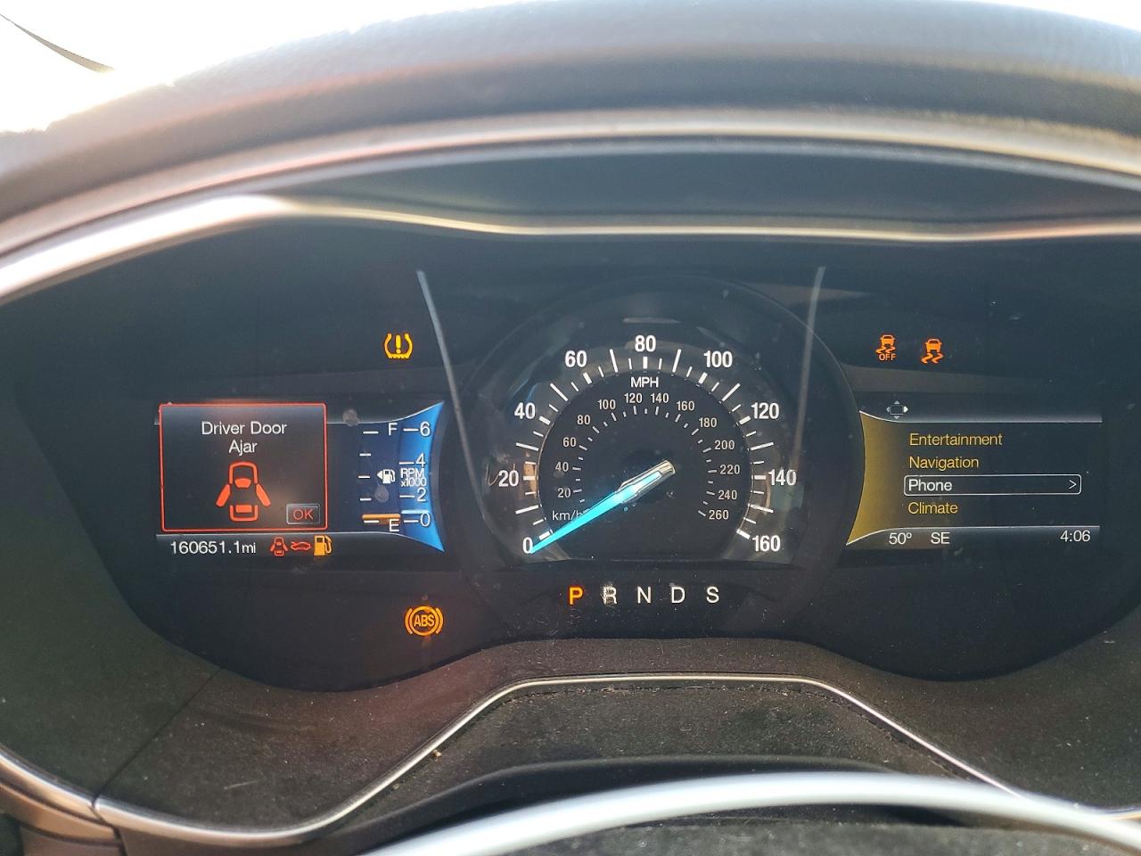 2016 FORD FUSION SE photo 9