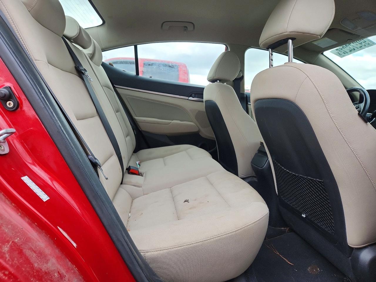 2017 HYUNDAI ELANTRA SE photo 19