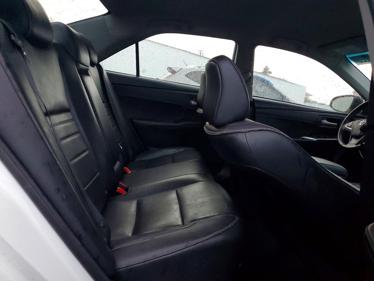 2017 TOYOTA CAMRY LE photo 10
