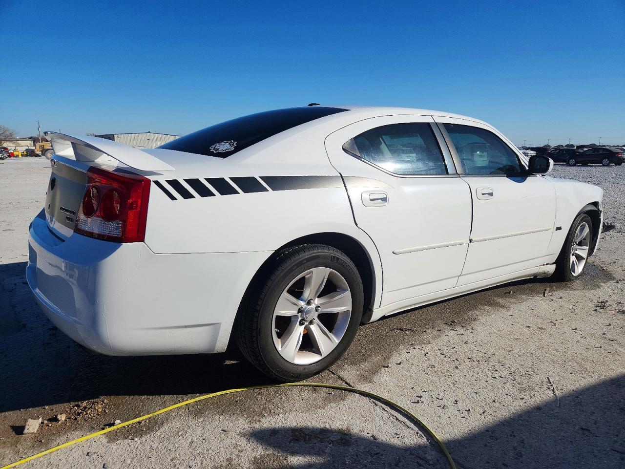 2010 DODGE CHARGER SXT photo 3