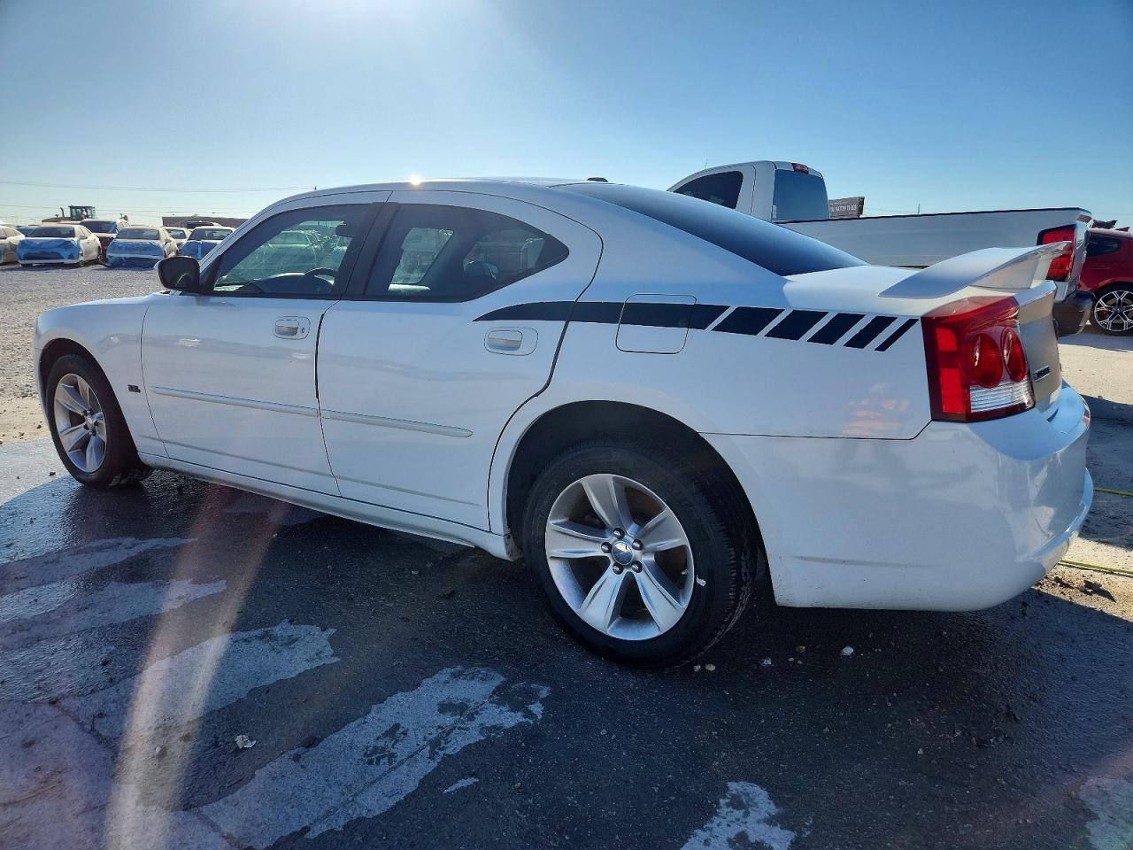 2010 DODGE CHARGER SXT photo 2