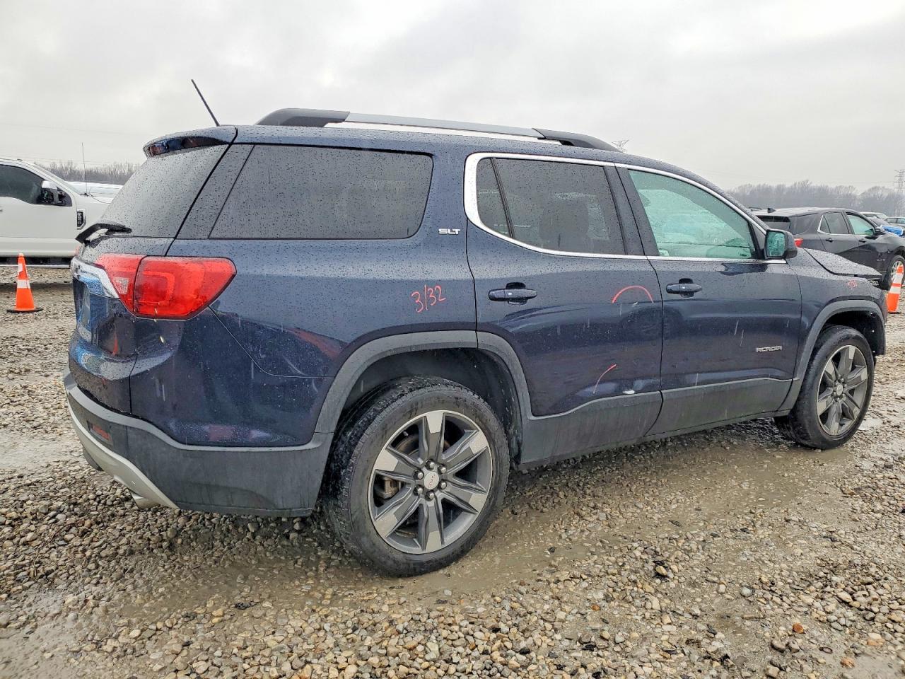 2017 GMC ACADIA SLT-2 photo 3