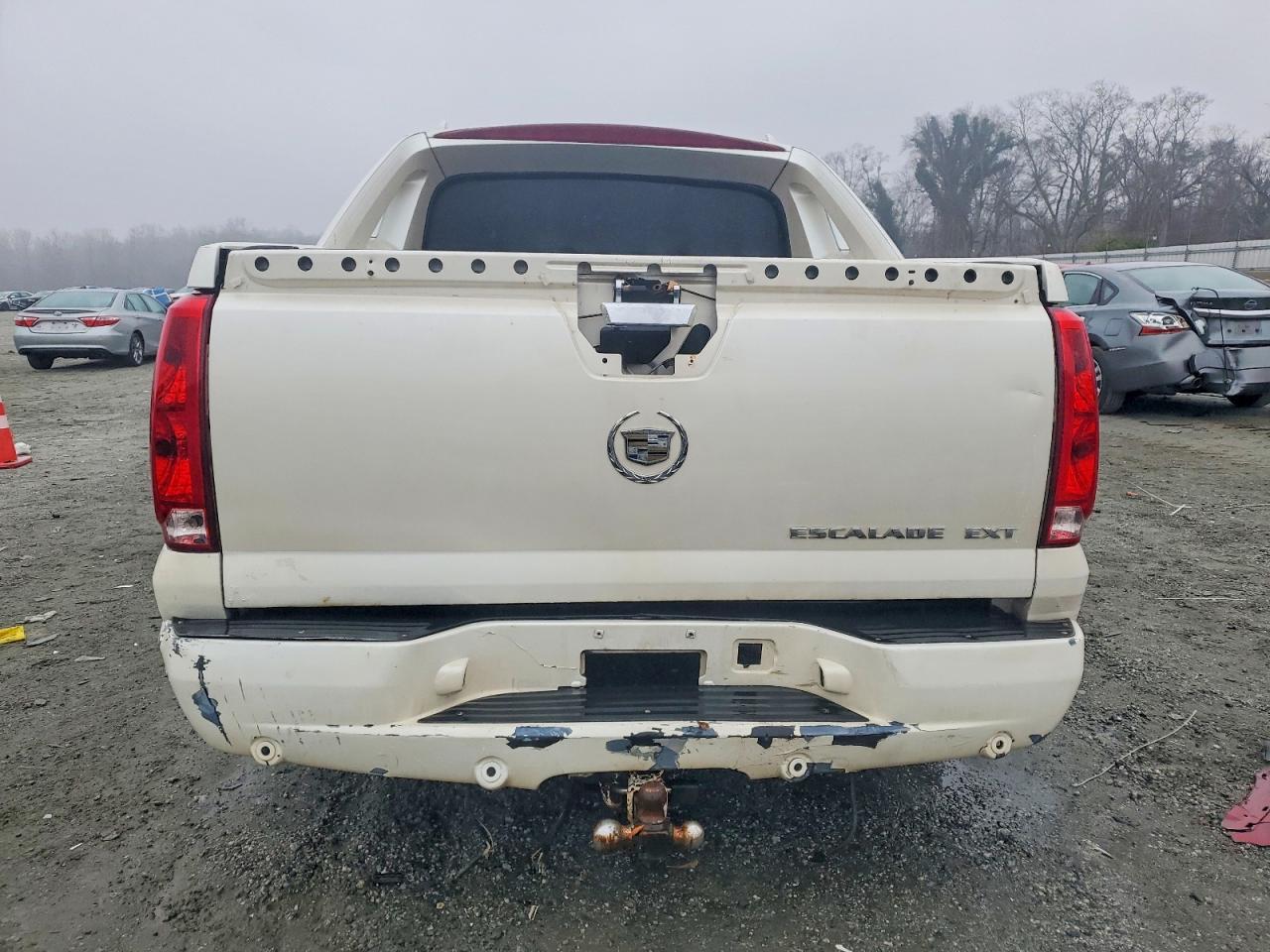 2007 CADILLAC ESCALADE EXT photo 6