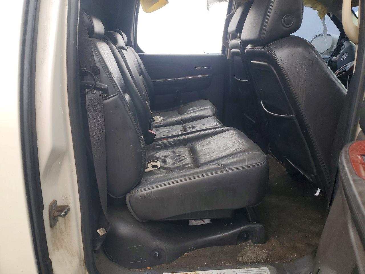 2007 CADILLAC ESCALADE EXT photo 10