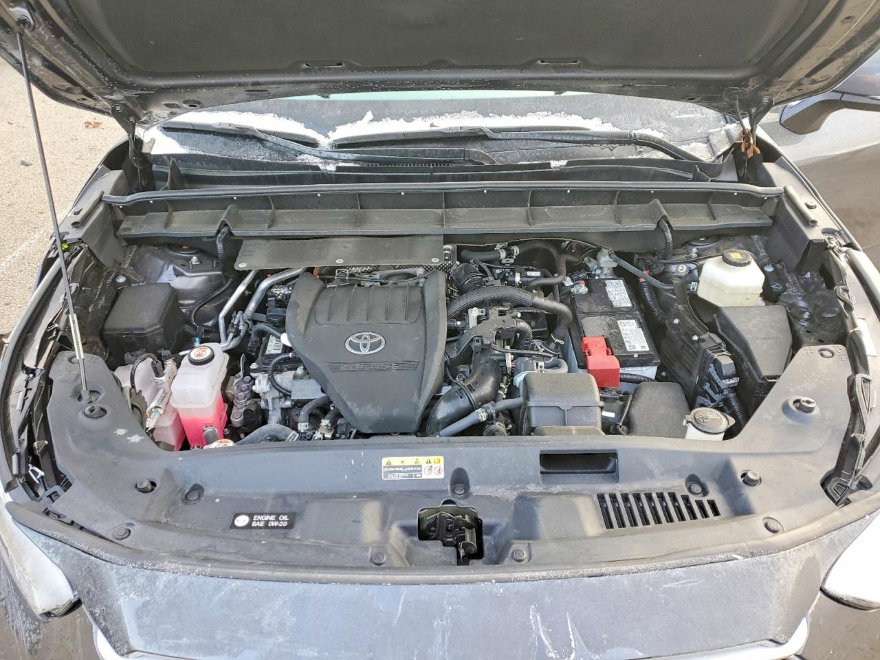 2024 TOYOTA HIGHLANDER LE photo 12