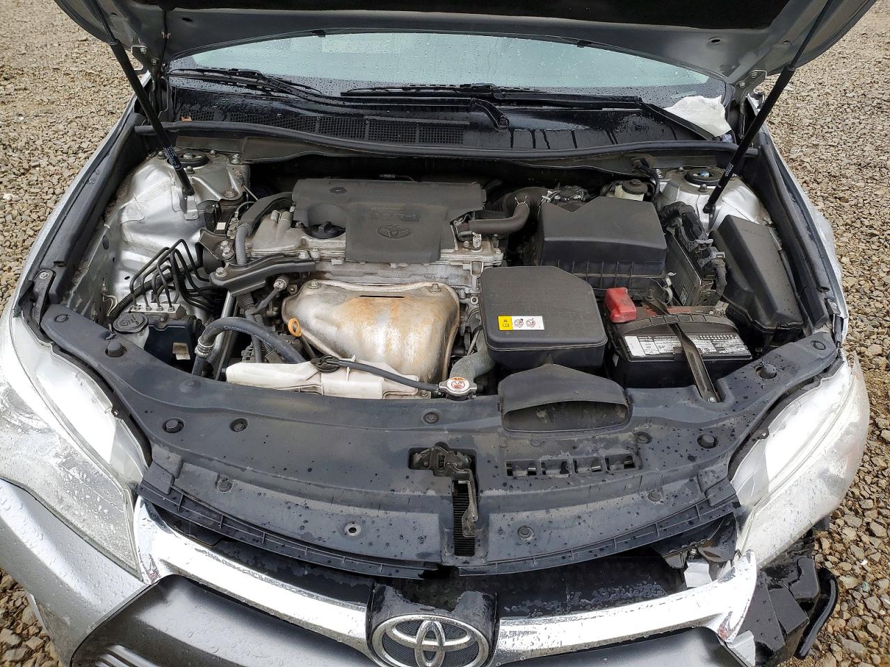 2017 TOYOTA CAMRY LE photo 11