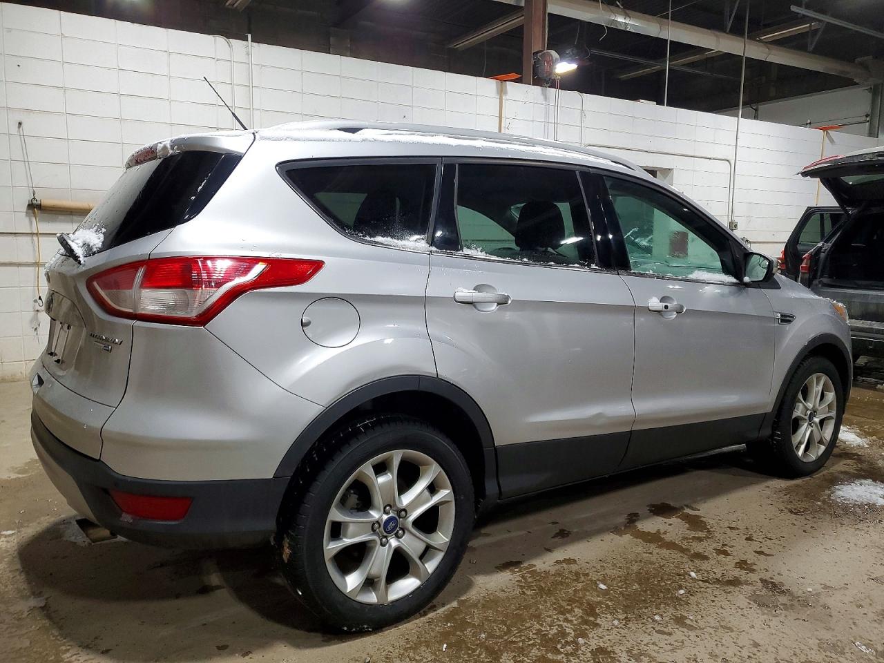 2016 FORD ESCAPE TITANIUM photo 3