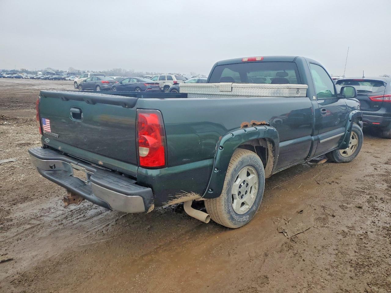 2006 CHEVROLET SILVERADO C1500 photo 3
