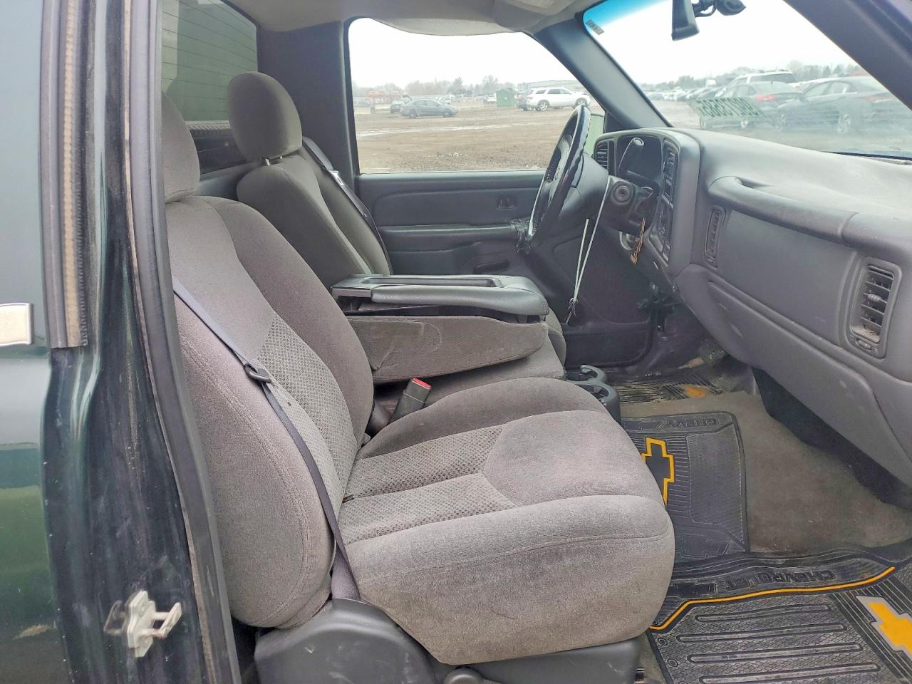 2006 CHEVROLET SILVERADO C1500 photo 10