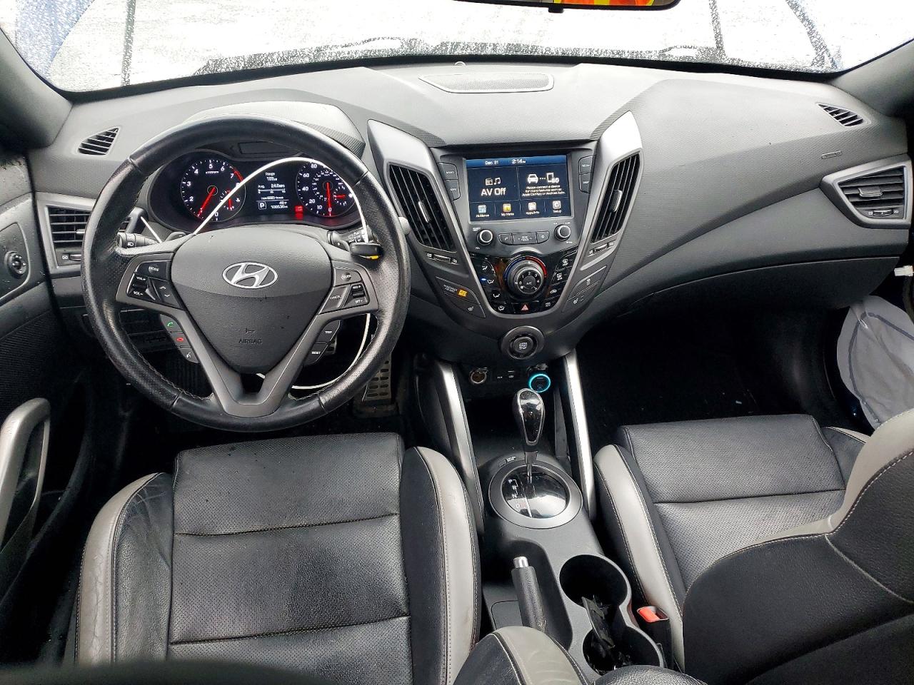2017 HYUNDAI VELOSTER TURBO photo 8
