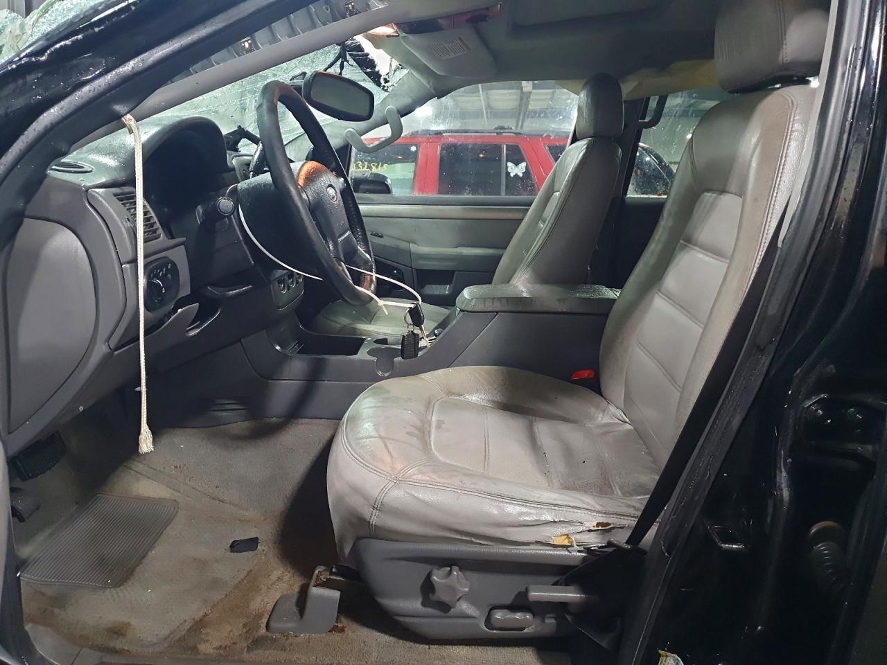 2004 FORD EXPLORER XLT photo 7