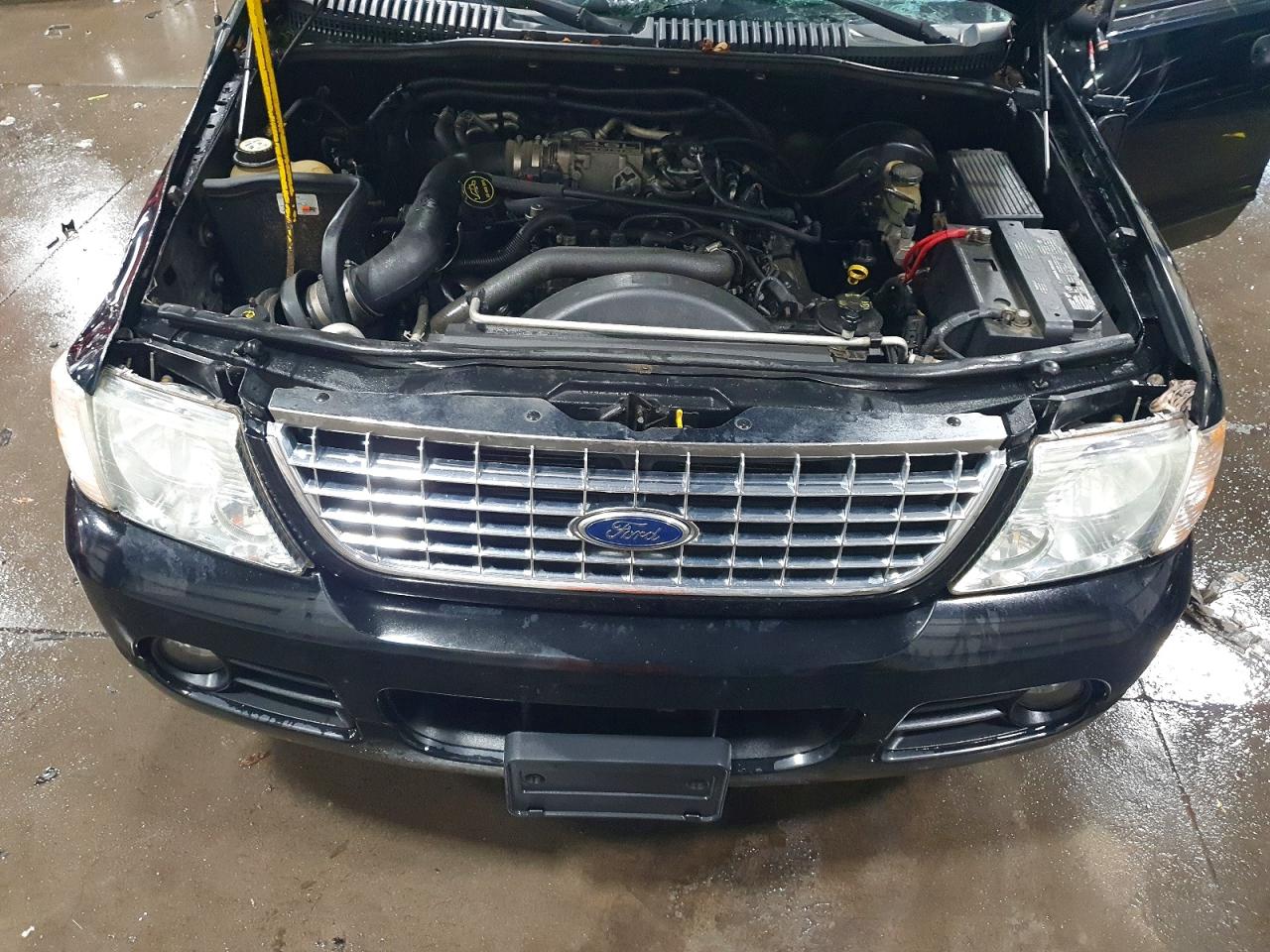 2004 FORD EXPLORER XLT photo 12