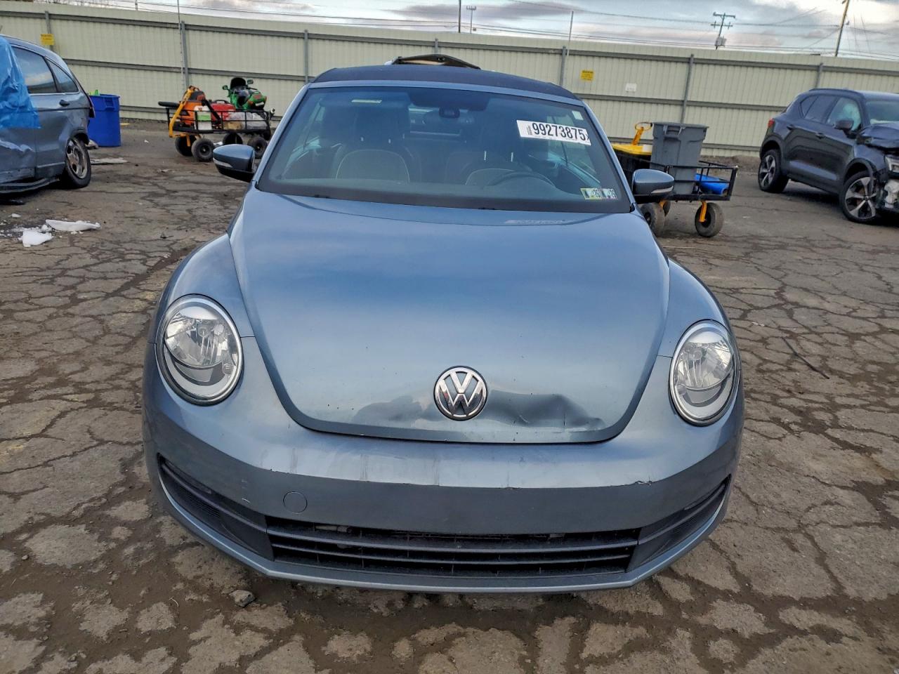 2016 VOLKSWAGEN BEETLE S/SE photo 13