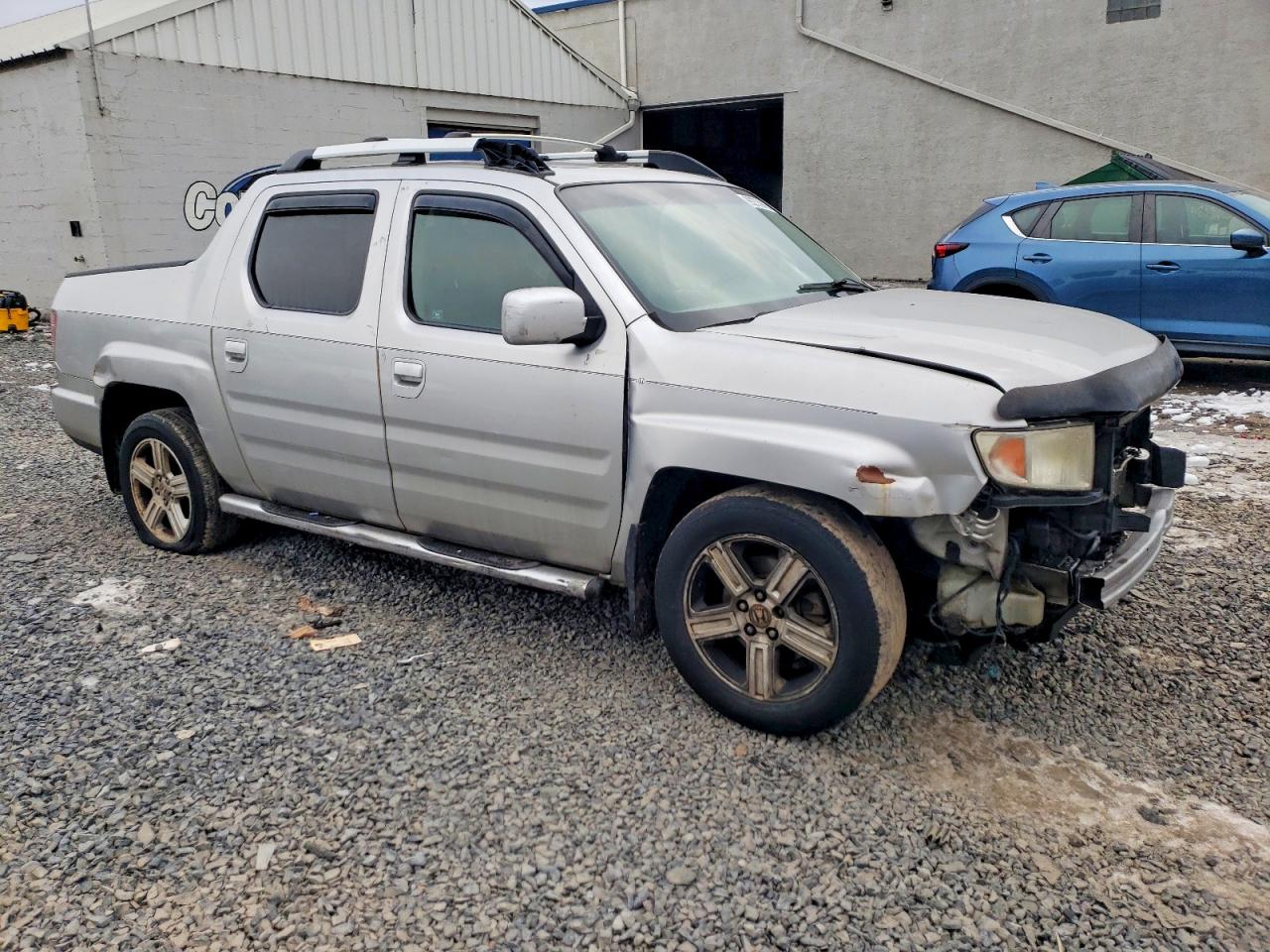 2011 HONDA RIDGELINE RTL photo 4