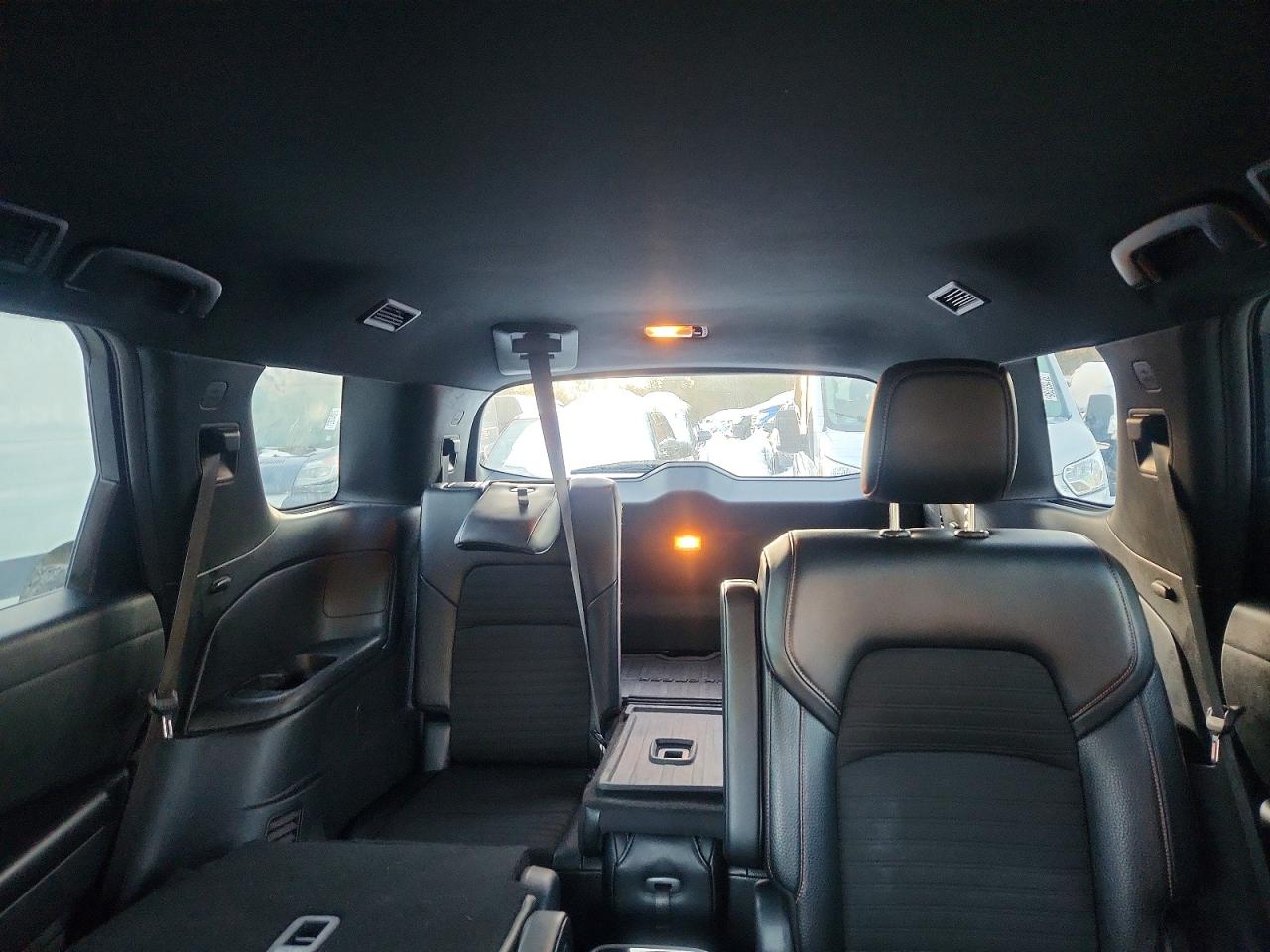 2023 NISSAN PATHFINDER SV photo 10