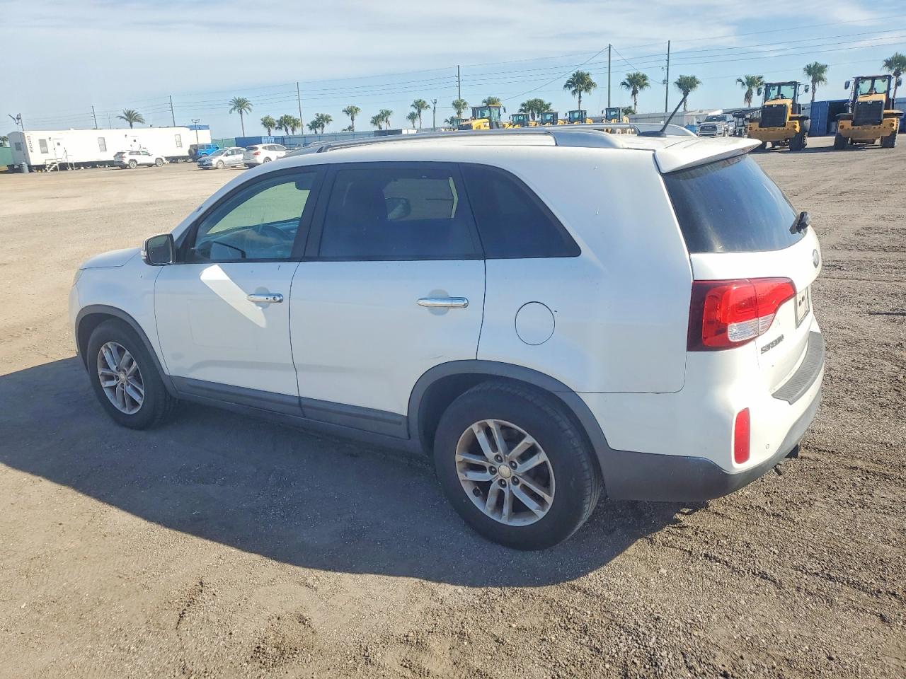 2014 KIA SORENTO LX photo 2